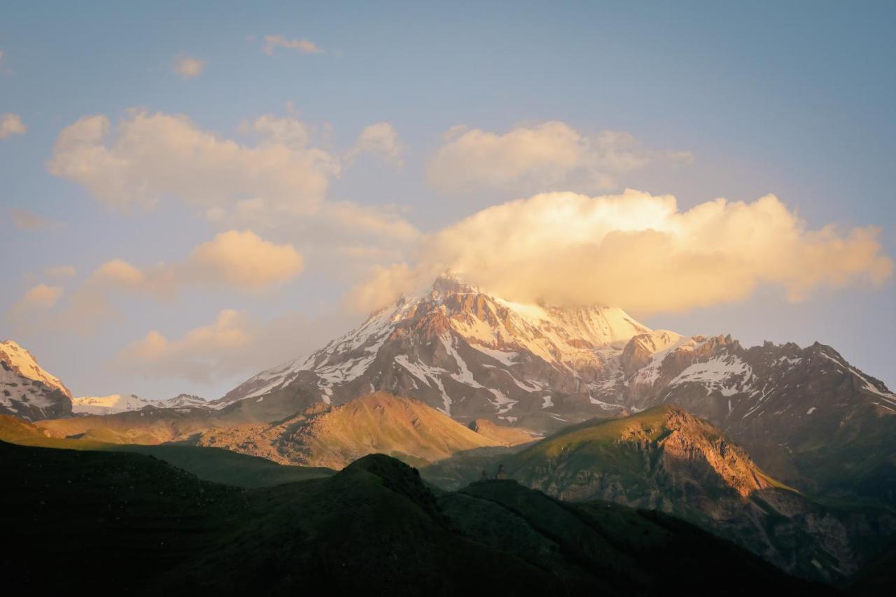 Hotel Heaven Hill Kazbegi Exterior foto